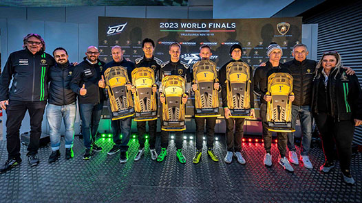 IL LAMBORGHINI SUPER TROFEO